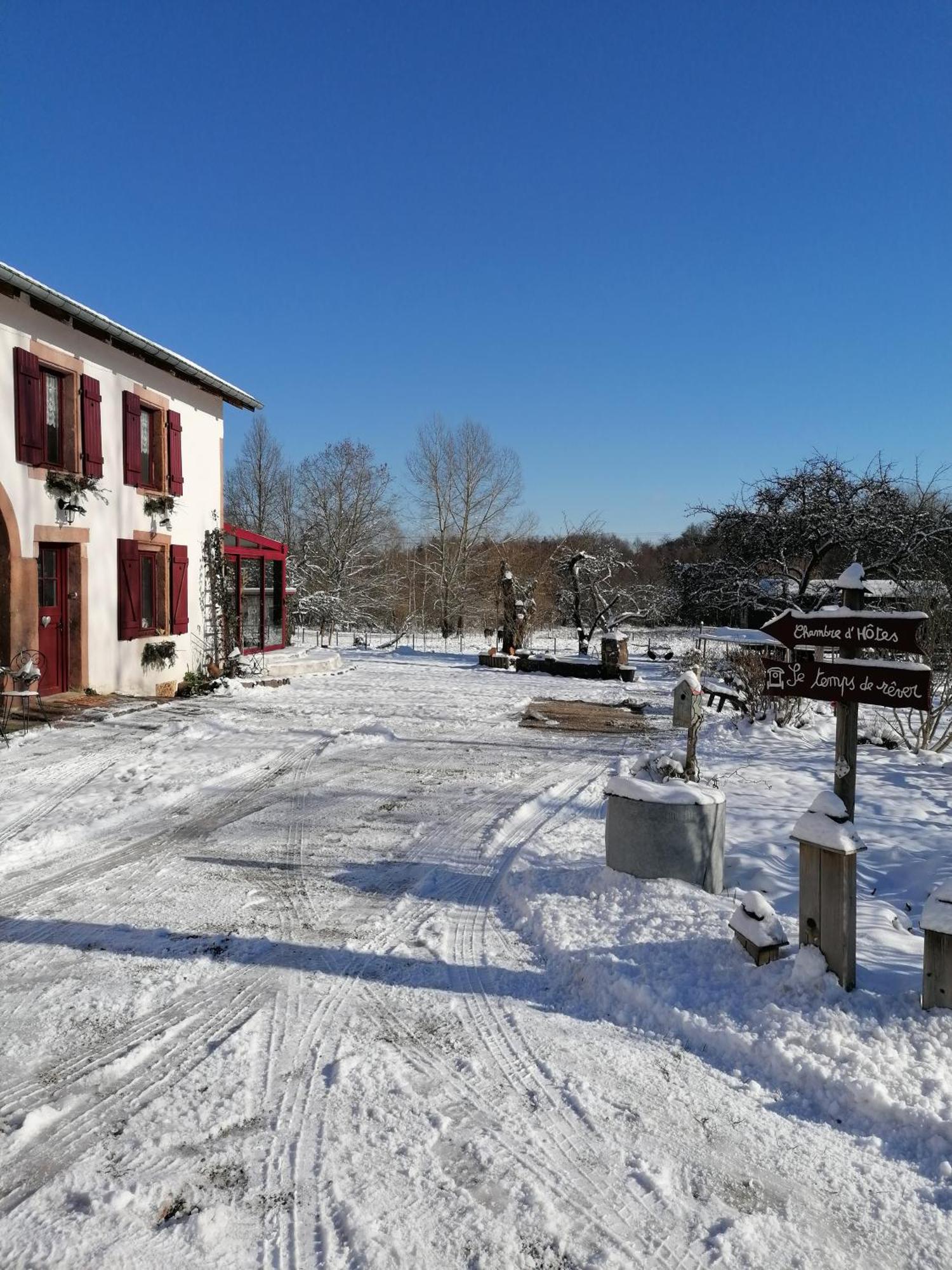 Saint-Michel-sur-MeurtheRoulotte Le Temps De Rever住宿加早餐旅馆 外观 照片